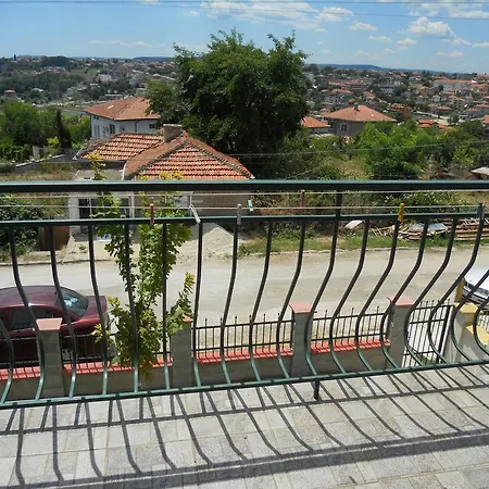 Guest house Argirovi